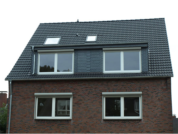 GAUBE MIT SCHIEFERFASSADE